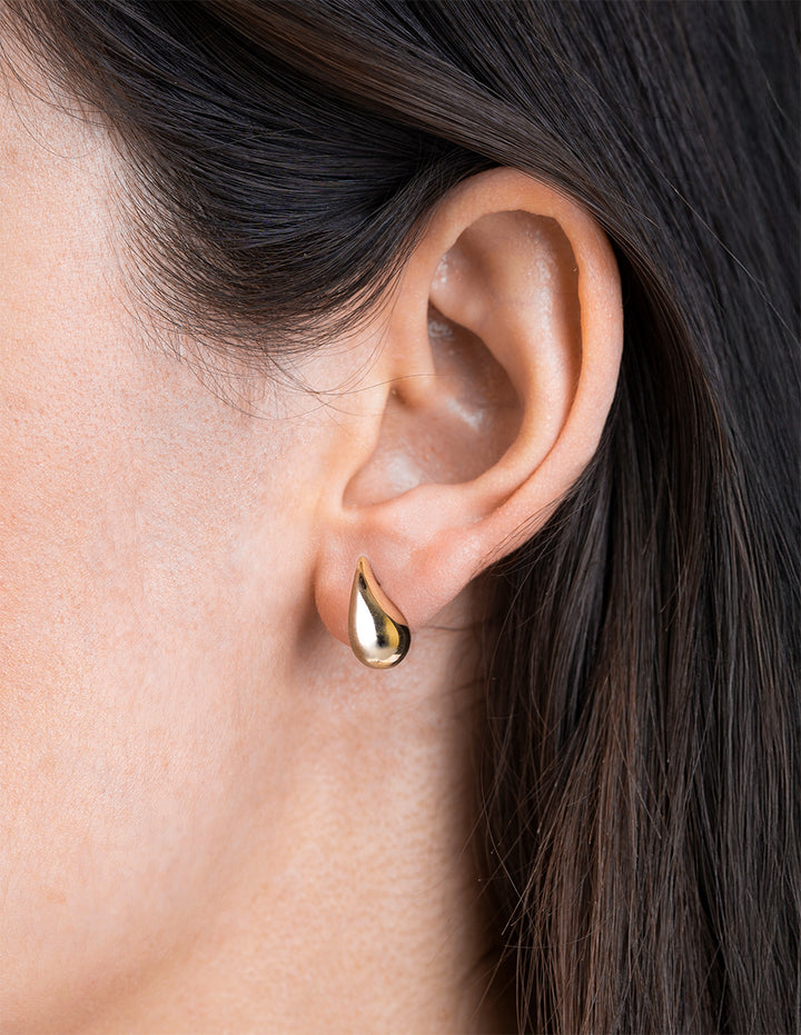 Arete Gota 1.5 cm Oro Sólido 10k