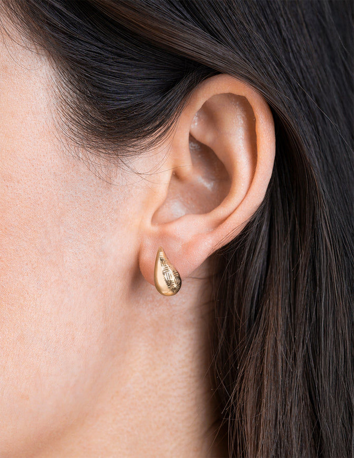 Arete Gota Facetados 1 cm Oro Sólido 10k