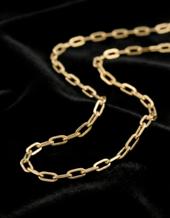 Cadena Gargantilla Clip 3 por 2 mm 45 cm Oro Sólido 10k