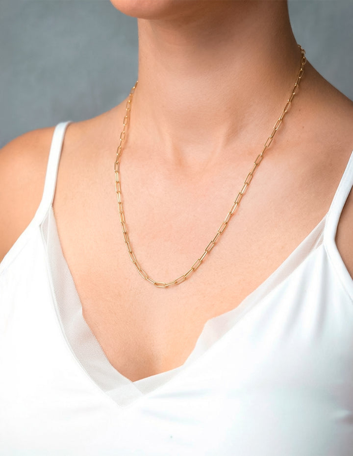 Cadena Gargantilla Clip 3 por 2 mm 45 cm Oro Sólido 10k